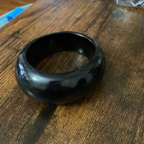 Vintage black bangle set - Picture 4 of 5